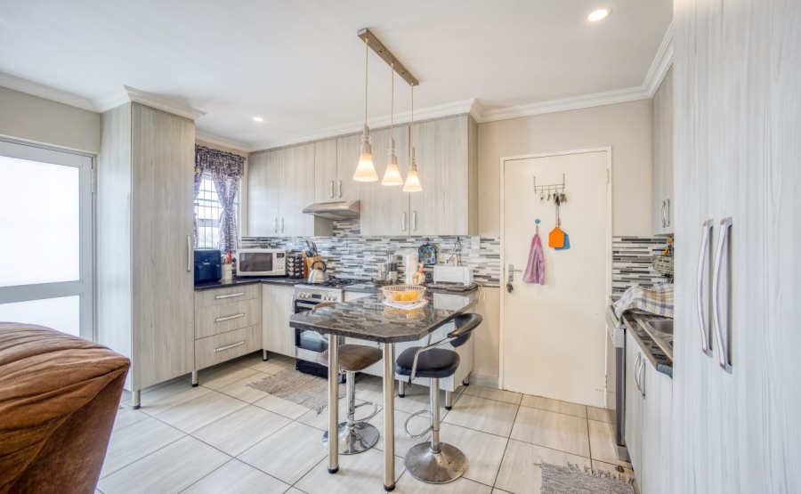 3 Bedroom Property for Sale in Nahoon Valley Park Eastern Cape